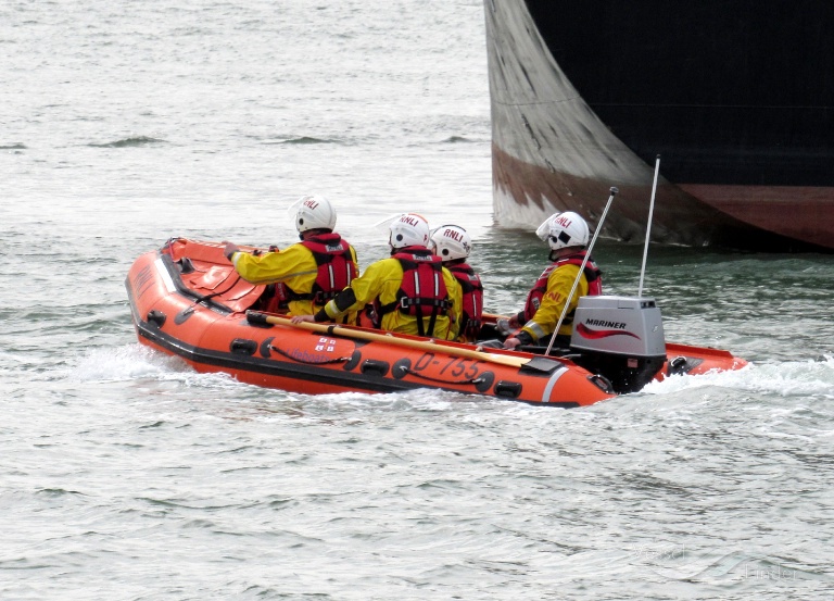 RNLI LIFEBOAT D-755 photo