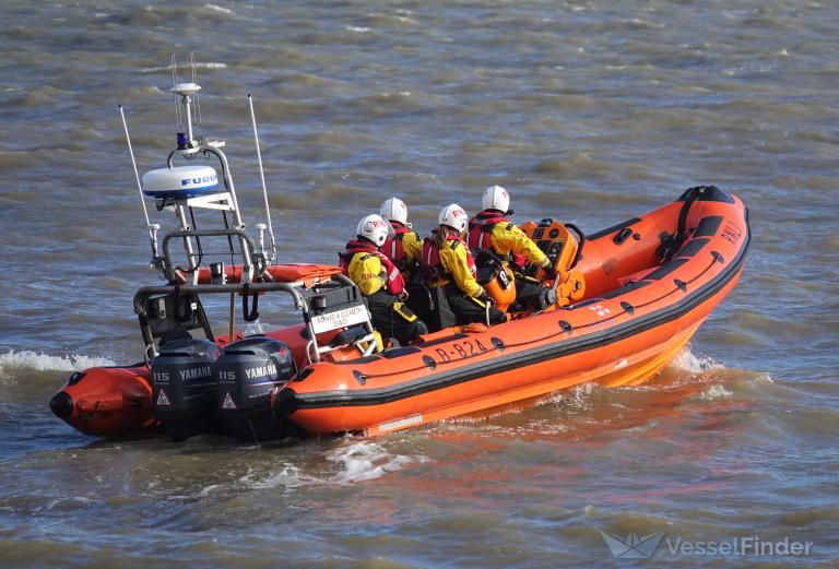 RNLI LIFEBOAT B-824, SAR - Details And Current Position - MMSI ...