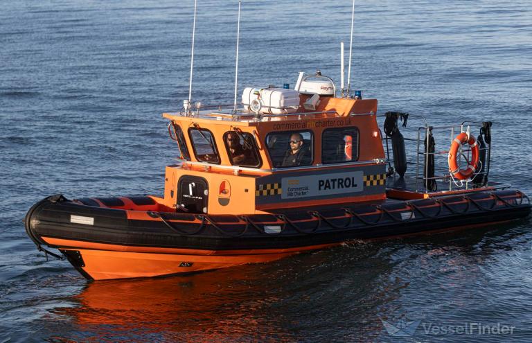 CRC DEFENDER, HSC - Details and current position - MMSI 235100527 ...