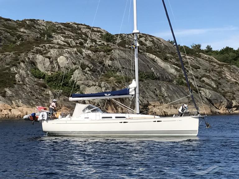 EXCEL OF CUMBRAE photo