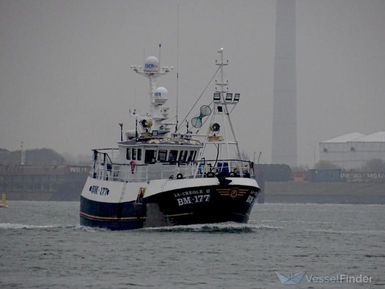 ship photo