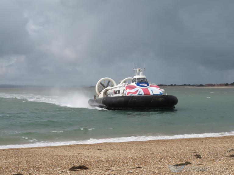 ISLAND FLYER
