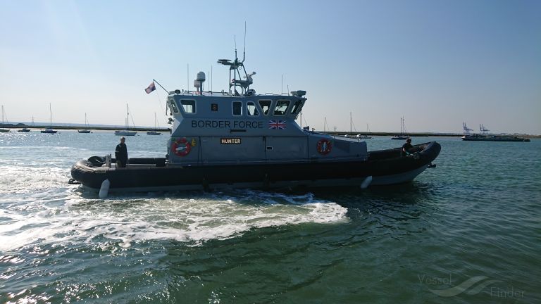 CPV HUNTER, SAR - Details and current position - MMSI 235118133 ...