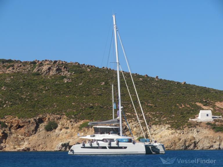 ship photo
