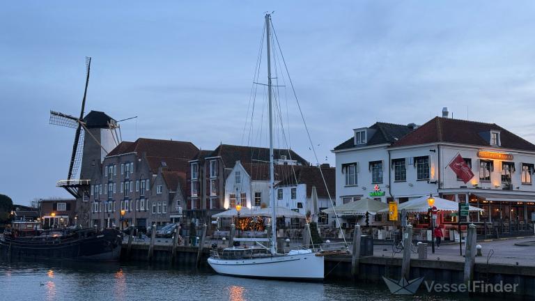 ship photo