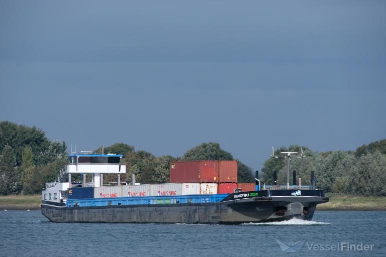 ship photo