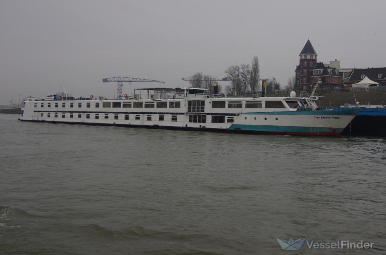 ship photo