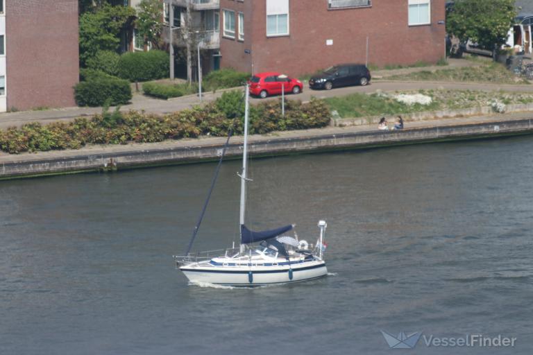 ship photo