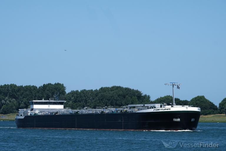 ship photo