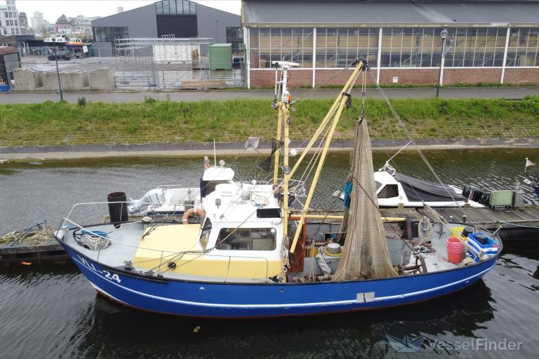 ship photo