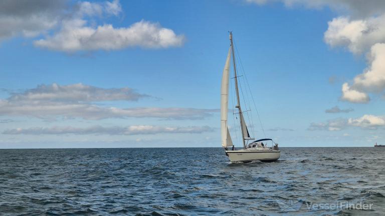ship photo