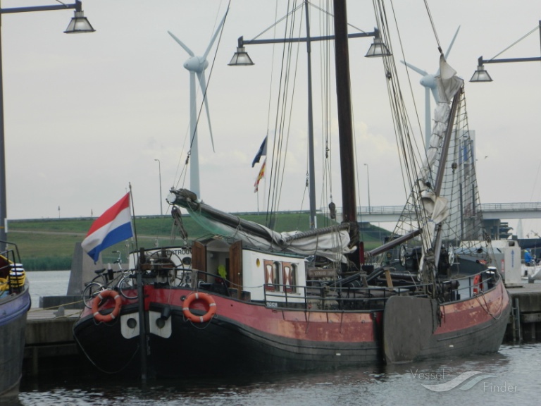 VERTROUWEN photo