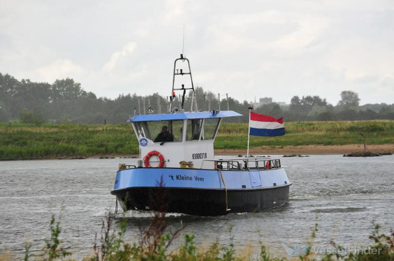 ship photo