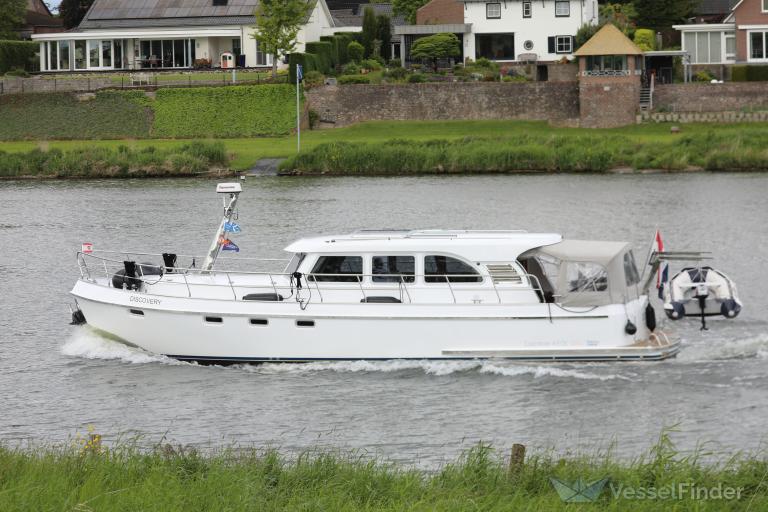 ship photo