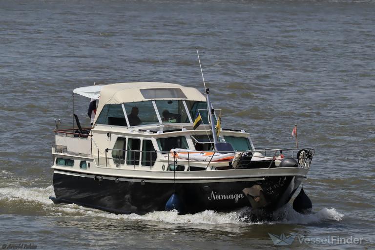 ship photo