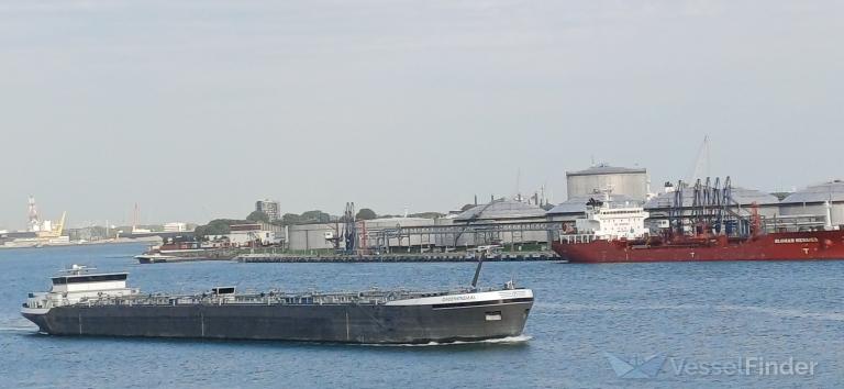 ship photo