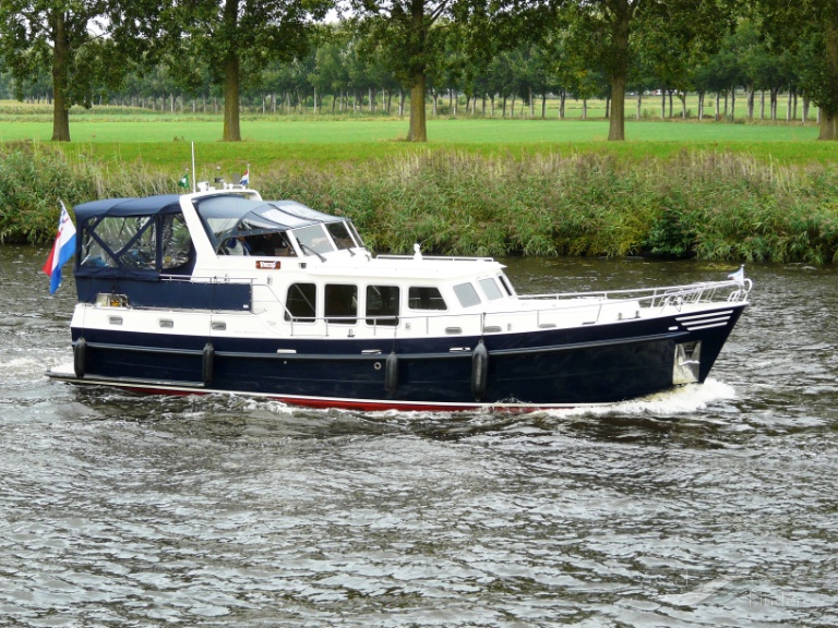 ship photo