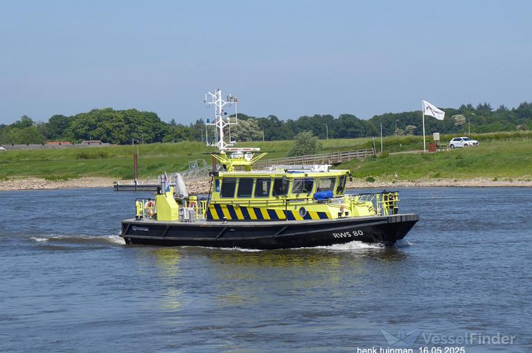 ship photo