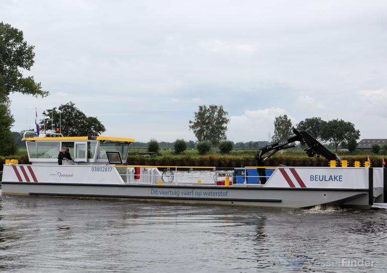 ship photo