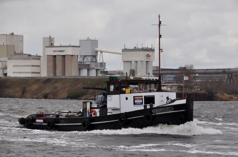 ship photo