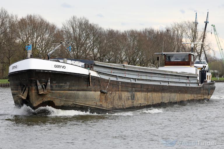 ship photo