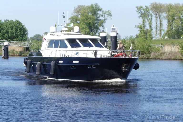 ship photo