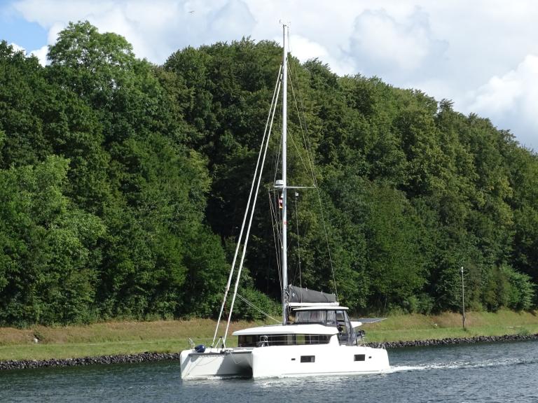 HORIZON, Sailing vessel - Details and current position - MMSI 244076733 ...