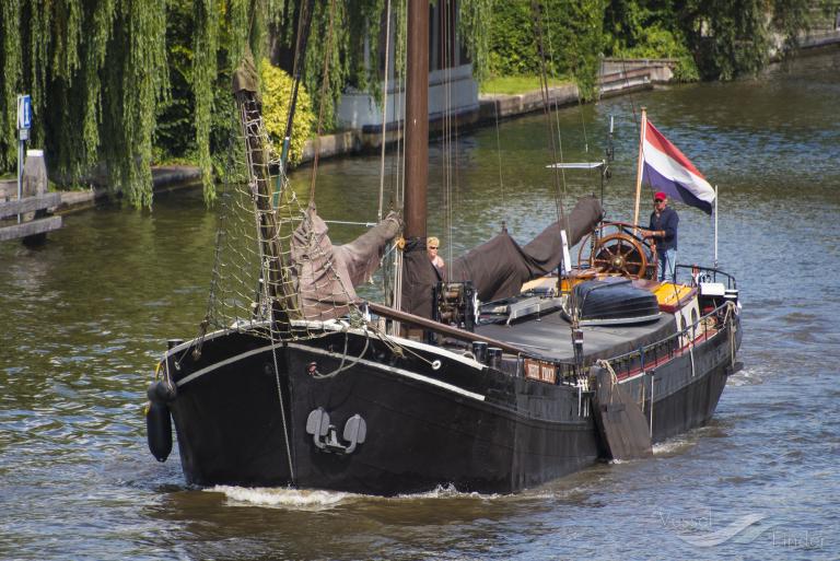 NEELTJE photo