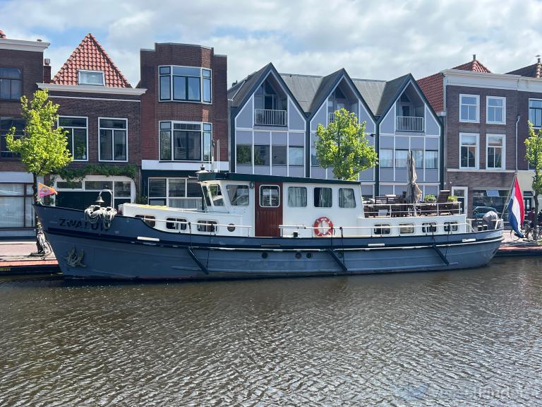 ship photo