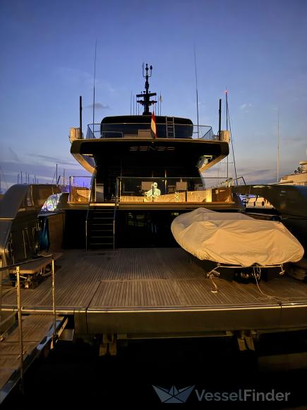 ship photo