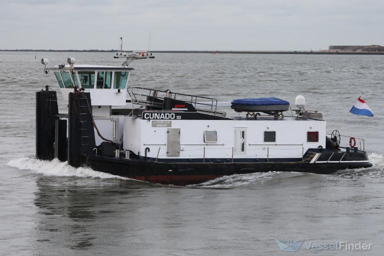 ship photo