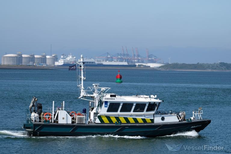 ship photo