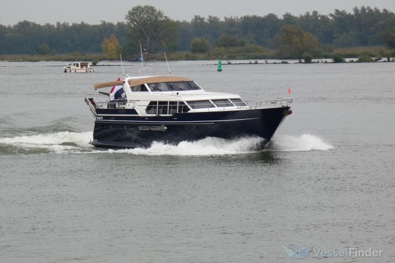 ship photo