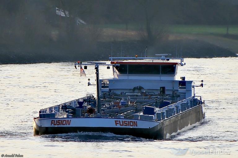 ship photo