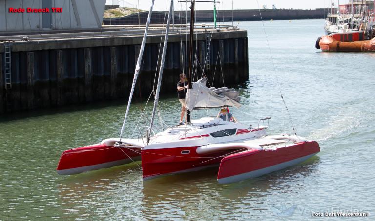 RODE DRAECK TRI photo