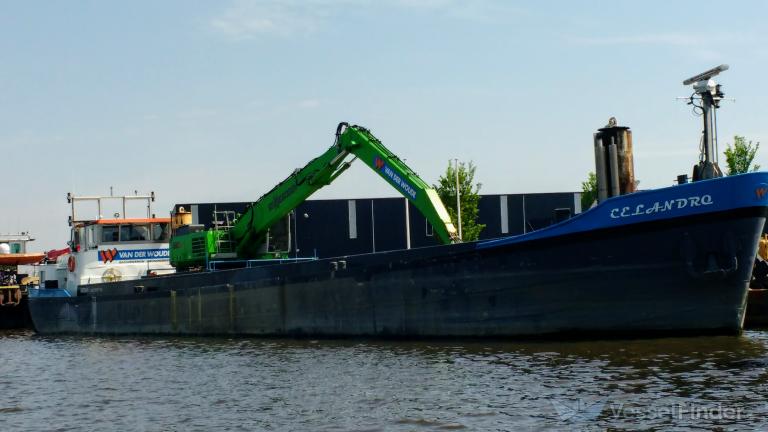 ship photo