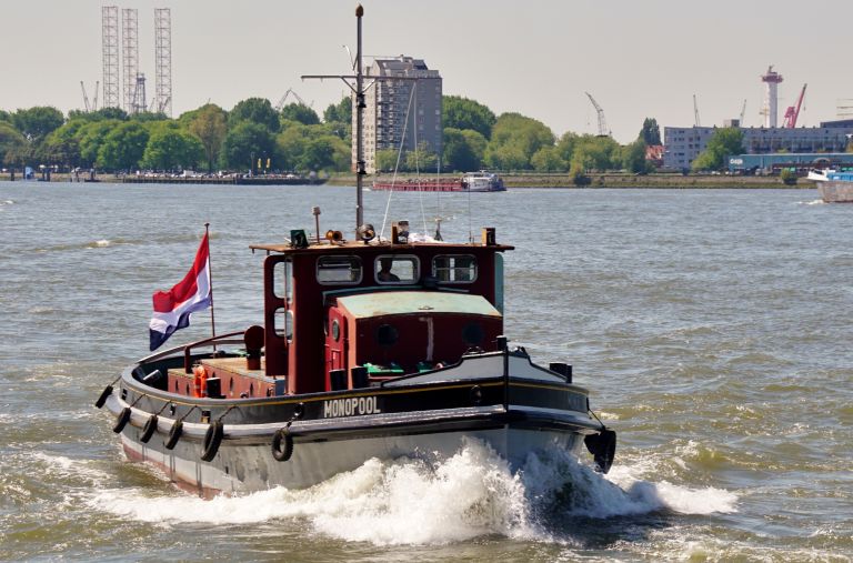 ship photo