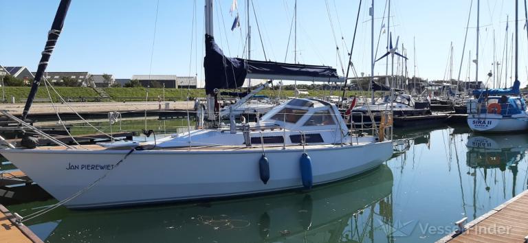 JAN PIEREWIET photo