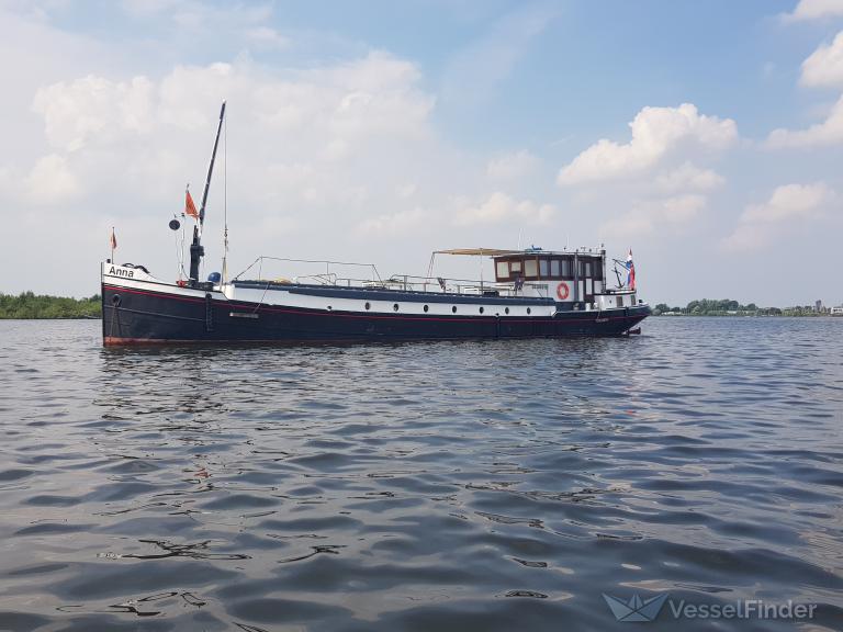 ship photo