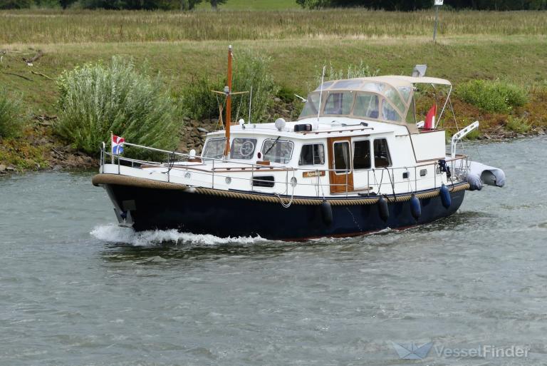 ship photo