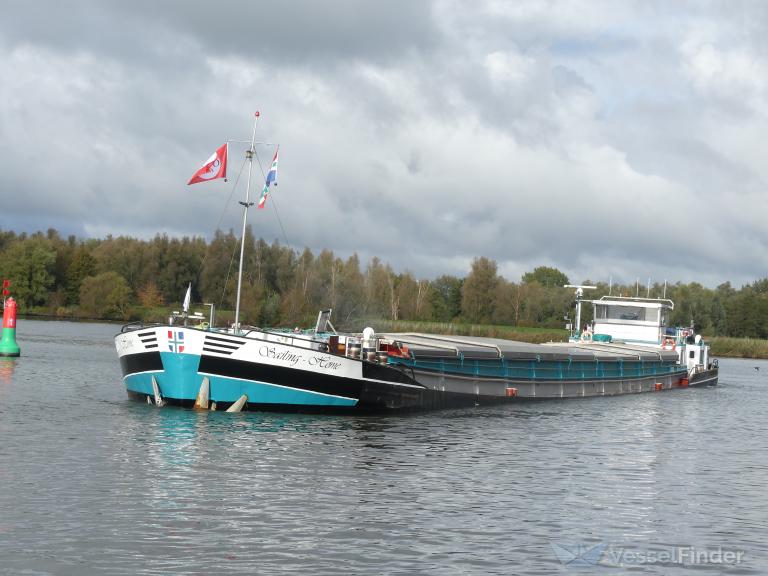 ship photo