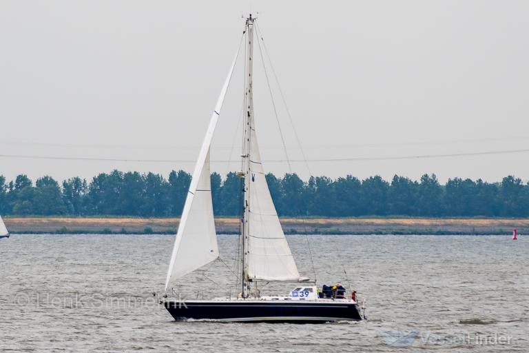 ZEEHOND photo