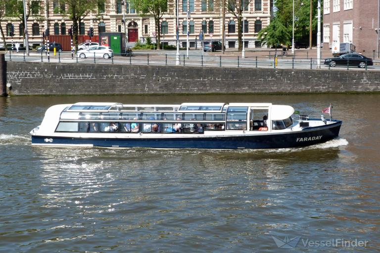 ship photo