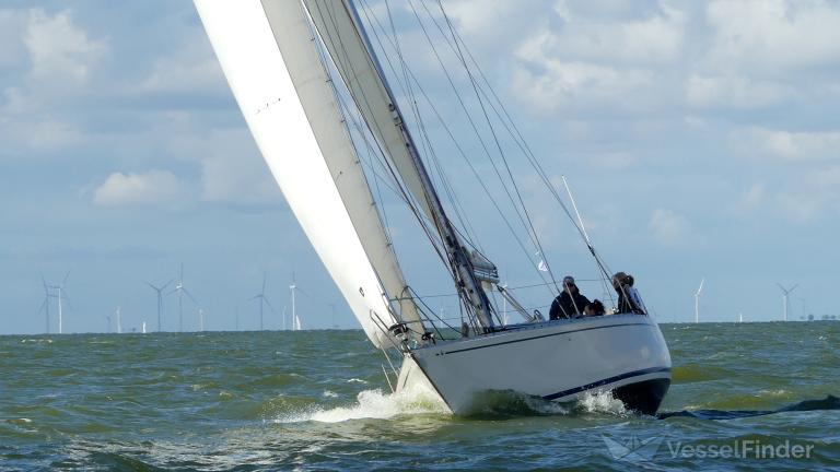 KNUD photo