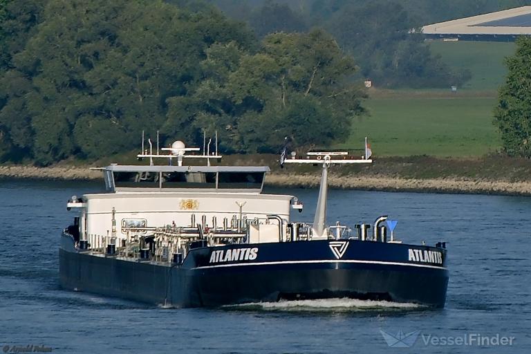 ship photo