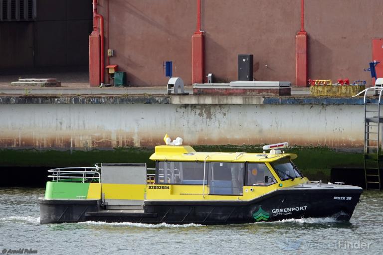 ship photo