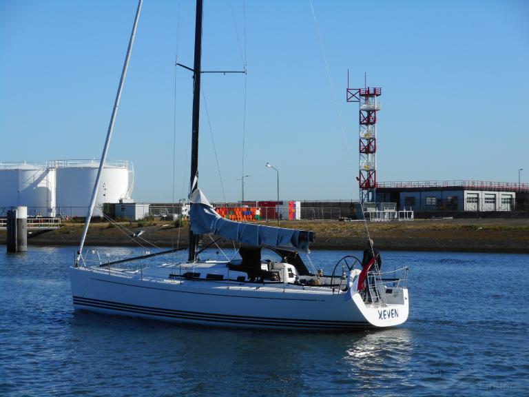 XEVEN photo