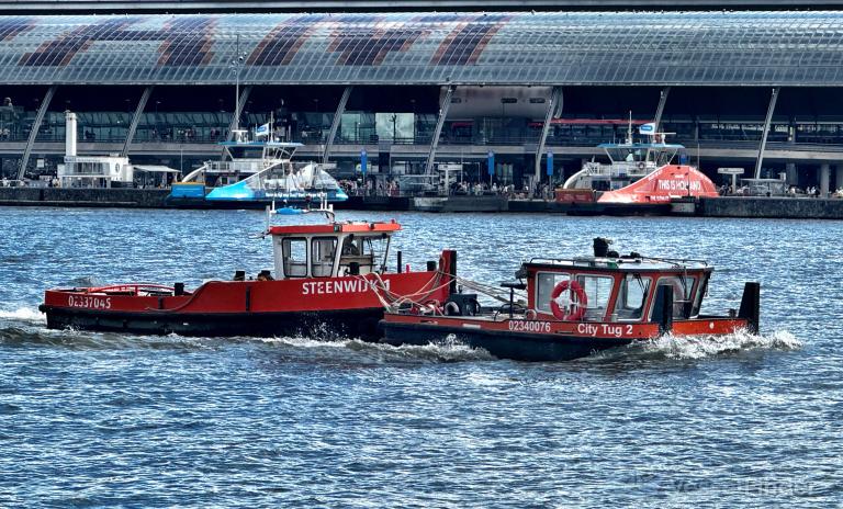 ship photo