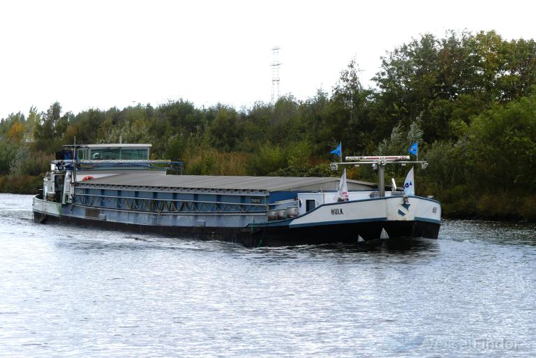 ship photo
