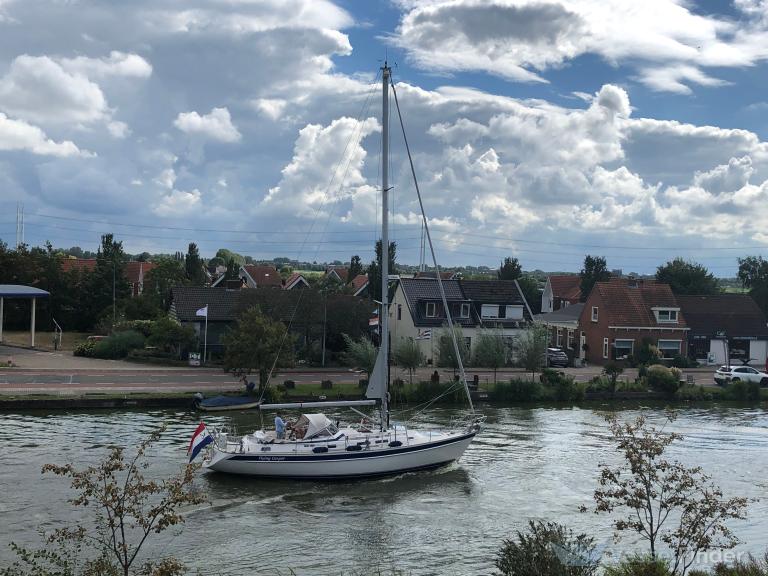 ship photo